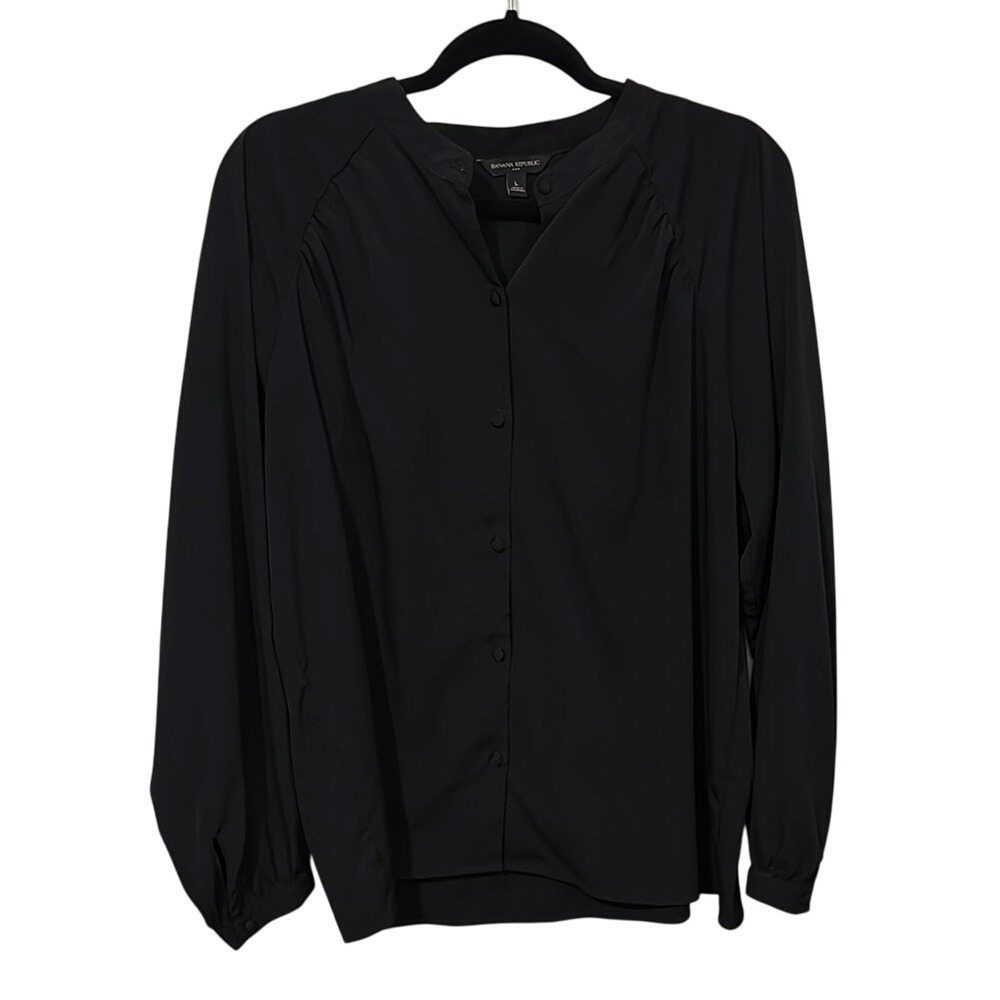 Banana Republic Black 3/4 Sleeve Buttoned Blouse
